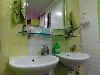 Rainbow Lodge Hk Hongkong Hostel
