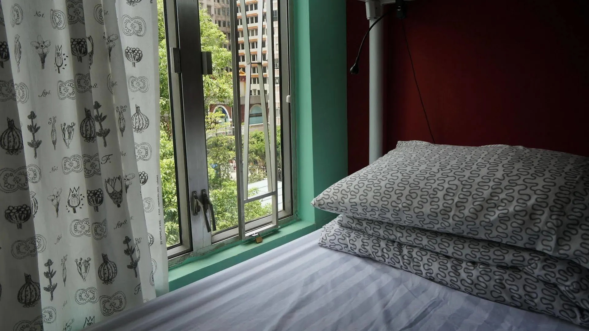 Rainbow Lodge Hk Hongkong Hostel